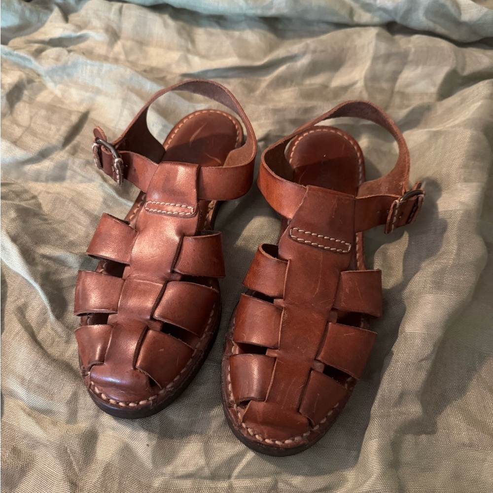 Vintage Brown Leather Fisherman Sandals